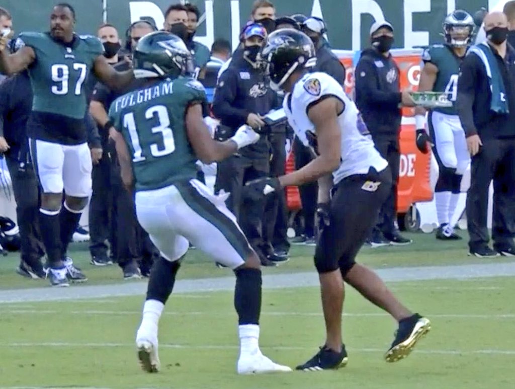 Addicted To Helmets On Twitter Anyone Know Why Marcus Peters Was Playing Without His Socks I Thought It Was Photoshopped At First But Then Saw A Highlight He Had Socks On In Addicted To Helmets On Twitter Anyone Know Why Marcus Peters Was Playing Without His Socks I Thought It Was Photoshopped At First But Then Saw A Highlight He Had Socks On In