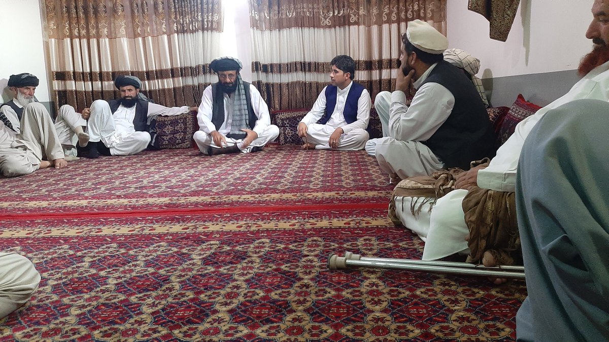 SabaryKhan's tweet photo. د انسانیت ښکلا نېک اخلاق دي.
دعلماؤ، مشرانو احترام اؤ پرکشرانو شفقت کؤل،د یؤ بل متقابل احترام، 
د یؤ بل زغمل د سالمې اؤ پرمختللي ټولنې سبب ګرځي.
 اسلام دین دټولنې غؤره اساس دی. https://t.co/g9KdQqs9Dn