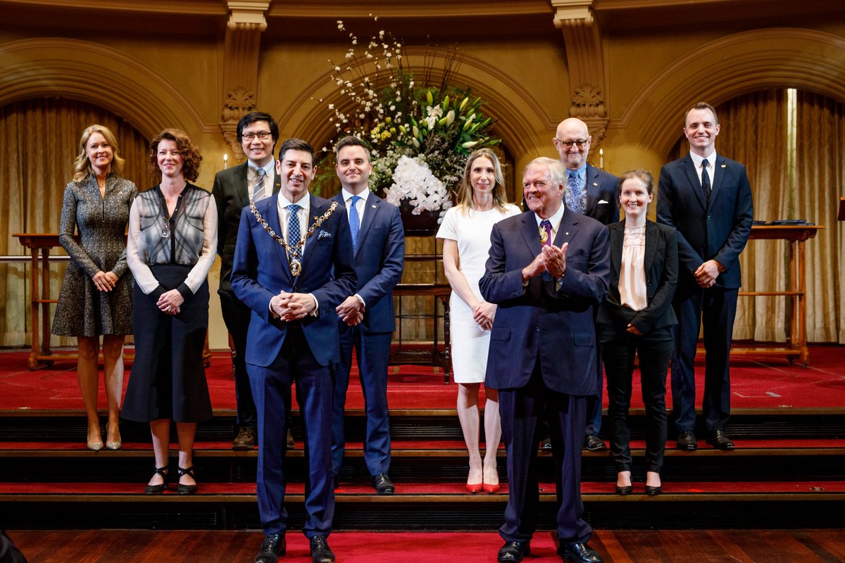 A new chapter for the #CityOfPerth was marked tonight at the Swearing-In Ceremony for the newly elected Lord Mayor, Basil Zempilas, and Councillors. https://t.co/8kezct0I96 https://t.co/IQGeotd7YE