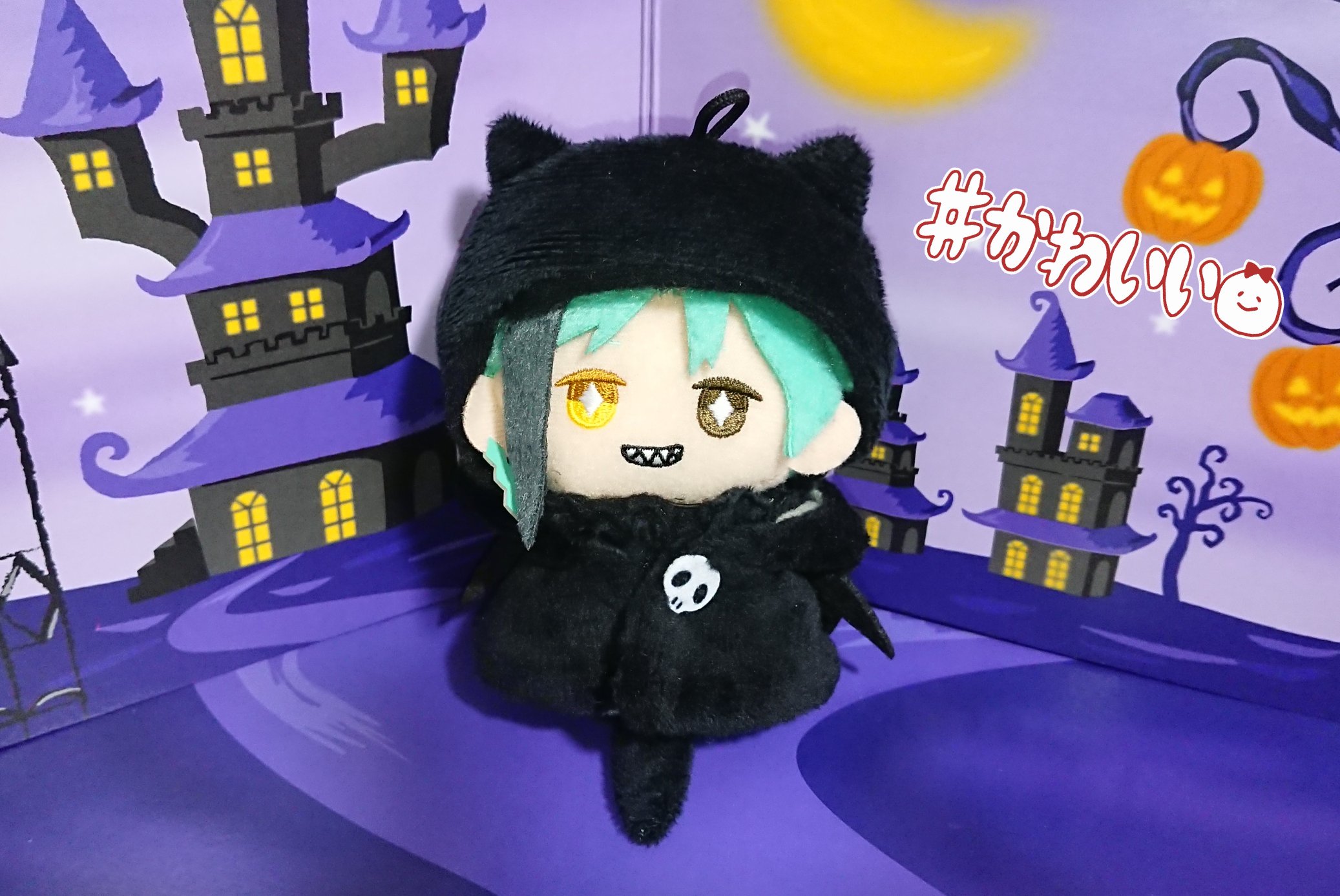 تويتر ひびキチちこさん アクリルボードに大発狂中 على تويتر ぬい服 なるほど 今はそういう時代なのかbbaは流行りに疎いんだよ フロイドに家にあったセリア ガチャの服を着せてみたけど そうか 可愛いね これはみんなハマるよね ぬい服か 今度気が向いたら
