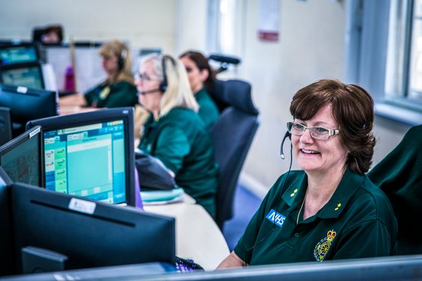 This week is #InternationalControlRoomWeek so here's to our three awesome <a href="/NWAmbulance/">North West Ambulance Service</a> Emergency Operations Centres (EOCs) <a href="/NWAmb_GMControl/">Ambulance Control Gtr Manchester 🌈9️⃣9️⃣9️⃣ 📱📞</a> <a href="/NWAmb_ControlCM/">NWAS Cheshire & Mersey EOC</a> and Cumbria/Lancashire Control! #HeroesInHeadsets #EMD #Dispatch