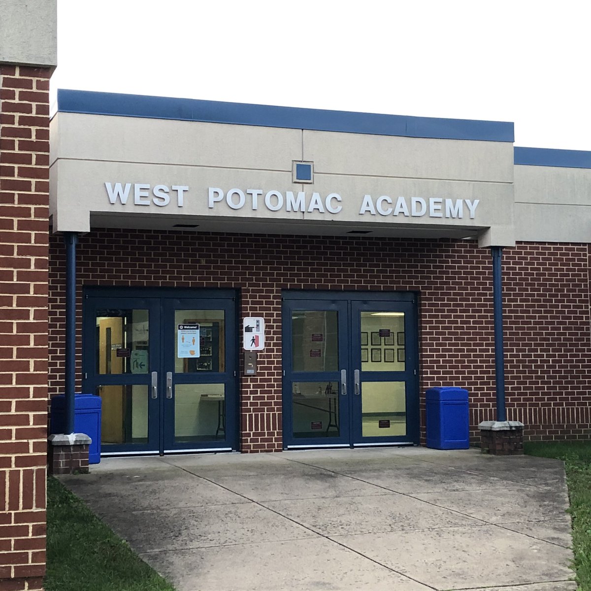 WPACounselor's tweet photo. Excited to welcome some of Nursing and EMT students back in person today! @WestPo_Academy https://t.co/zFYdc43xVB