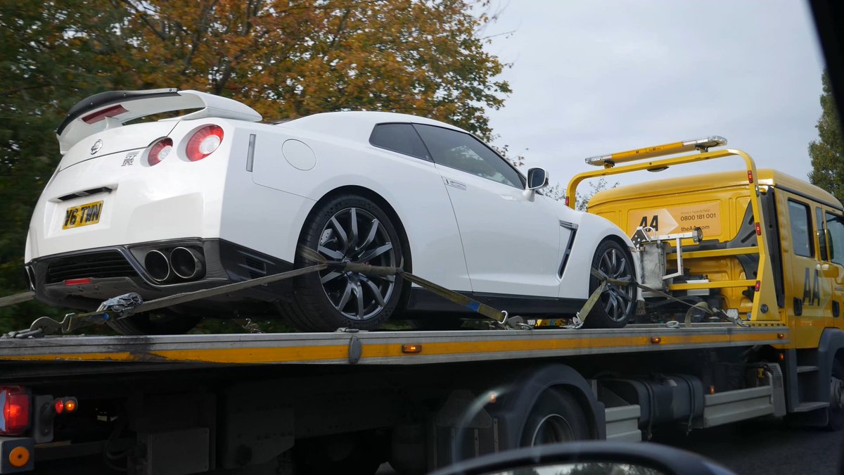 Reminds me of a hearse... While I'm still waiting for Zilla to get fixed by @Litchfield_UK, find out what happened in tonight's vlog, going live at 6pm BST!
https://t.co/jCvL0zOEgF
Shout out to @TheAA_UK for the fast recovery from the M4!
#NissanGTR #GTR #adrenalineengineered https://t.co/u0CuMLis0a