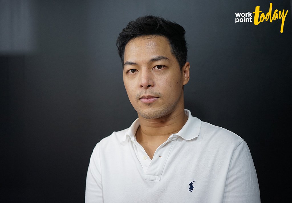 noppatjak's tweet image. สัมภาษณ์เต็มๆ อาร์ทตี้ ปฐพร @1artie1 
- นักข่าวขวัญใจโลกออนไลน์
- ตัวตน ความฝัน
- อยู่กับปัจจุบัน การเข้าใจตนเอง อ่อนโยนกับตนเอง

1 ชั่วโมงเต็มๆ @workpointTODAY คืนนี้ครับ

(ขออภัยอาร์ตี้ รูปมีเหงื่อหน่อย แต่บทสัมภาษณ์เต็มๆ คือหล่อมากๆ ครับ)