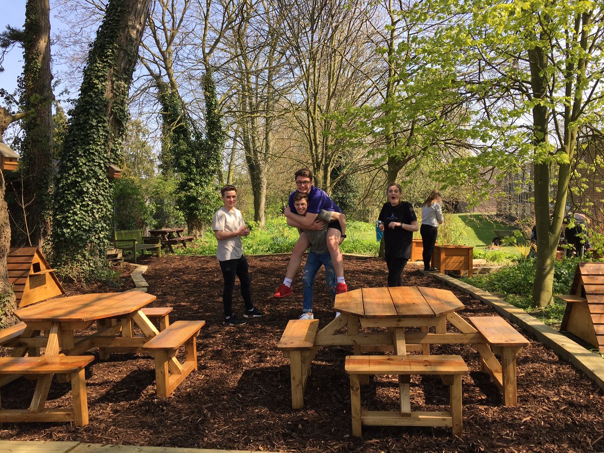 #BagsOfHelp is a local scheme from <a href="/Tesco/">Tesco</a> and <a href="/groundworkuk/">Groundwork UK</a> - they provide grants to support children and youth focused projects. 

SJL were fortunate enough to be awarded a grant which helped transform our Sixth Form garden learning space! Find out more: Tesco.com/bagsofhelp