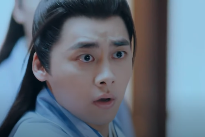 yib0sgg's tweet photo. SIUGHLKSGH I SHIP IT HHHHH *heavy breathing* 

#pingxie AU with s1 Wu Xie and s2 Xiaoge 😏👌 they literally just dramatically met and the chemistry is already through the roof lsjhglsh https://t.co/dC2bzxTjhQ
