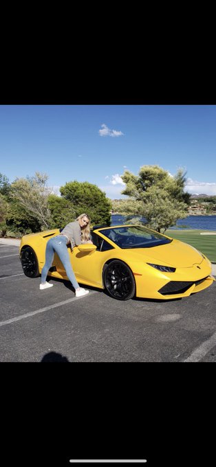Lamborghini mercy https://t.co/dYg3eIm4Ys
