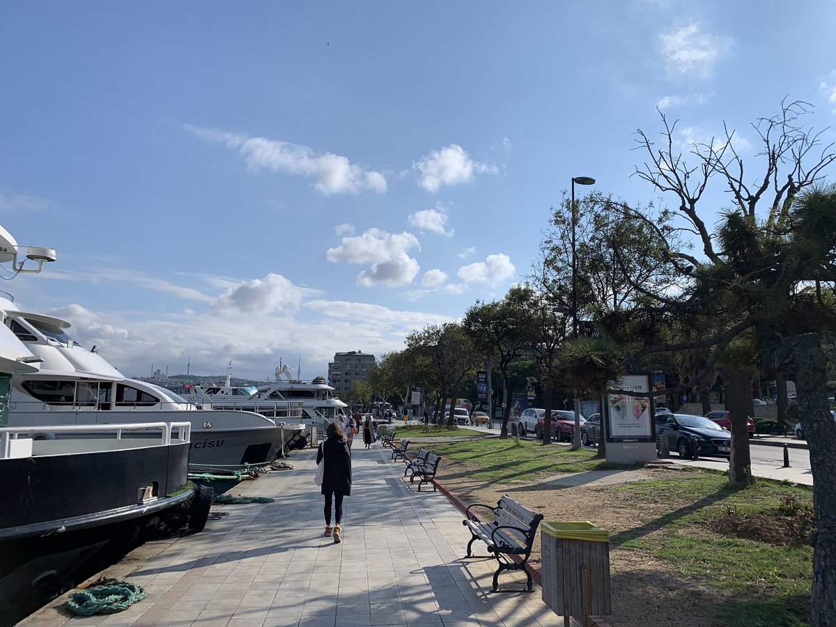 ecedorsay's tweet photo. i walked these roads thinking of you.. #19october2020 #istanbul #Bogazhatti #bebek #arnavutkoy #monday https://t.co/I8mM8FhFzP