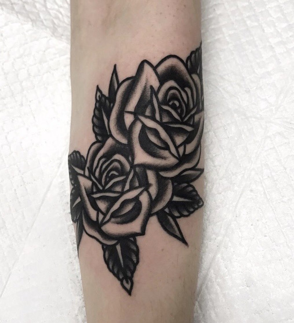 pair of roses tattoohe got it on August and Alices saw it on his birthday, September 25 