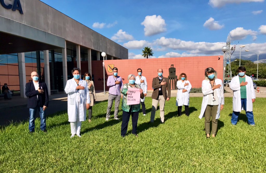 HospitaldeInca's tweet photo. Avui #DiaMundialdelCancerdeMama treim pit per vèncer aquesta lluita  amb la prevenció i la investigació #TreuPitPerElles https://t.co/wePcs0jp7k