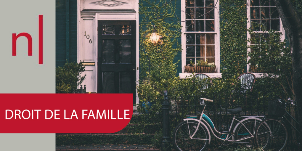 NolwennLEROUX's tweet photo. 🏡  La loi qui interdit à l'un des époux de vendre seul le logement familial ou ses meubles, n'est en revanche pas un obstacle pour le créancier qui peut le saisir ou le vendre, a jugé la Cour de cassation.

Lire la suite 👉 https://t.co/lFyN4G9SIF

#dettes #famille #logement https://t.co/ZMO1263lVN