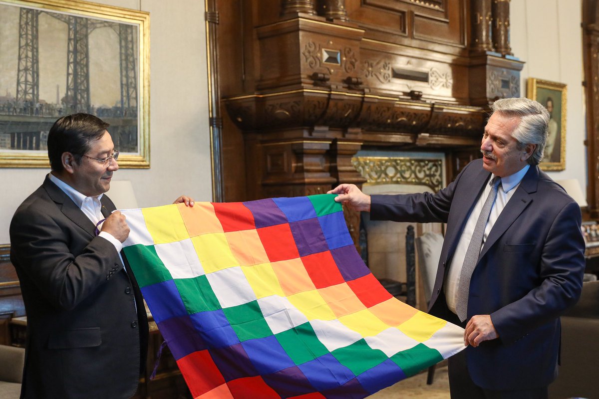 La victoria del <a href="/BOmereceMAS/">MAS - IPSP</a> en Bolivia no solo es una buena noticia para quienes defendemos la democracia en América Latina; es, además, un acto de justicia ante la agresión que sufrió el pueblo boliviano. 

¡Felicitaciones, <a href="/LuchoXBolivia/">Luis Alberto Arce Catacora (Lucho Arce)</a>!