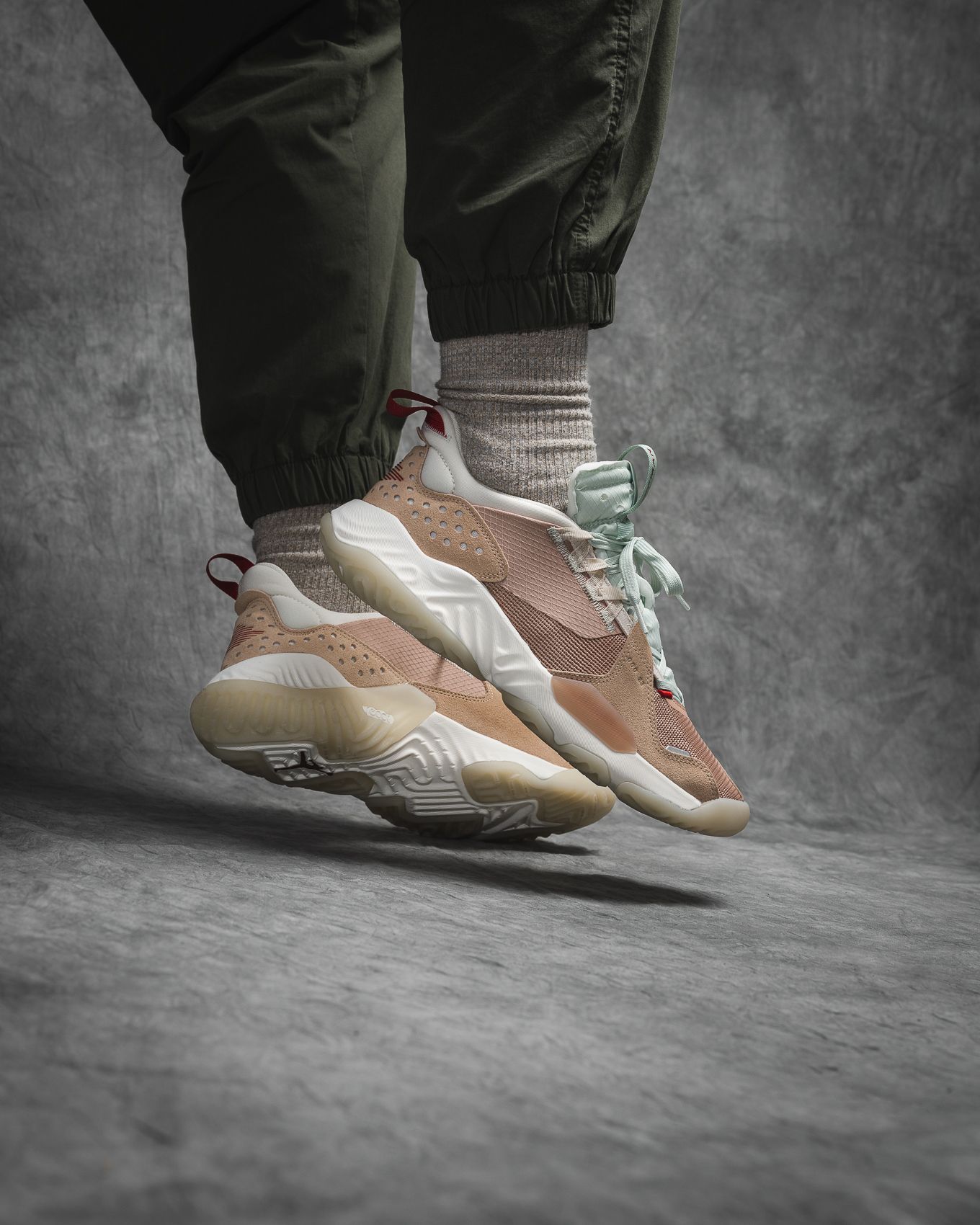 jordan delta on feet