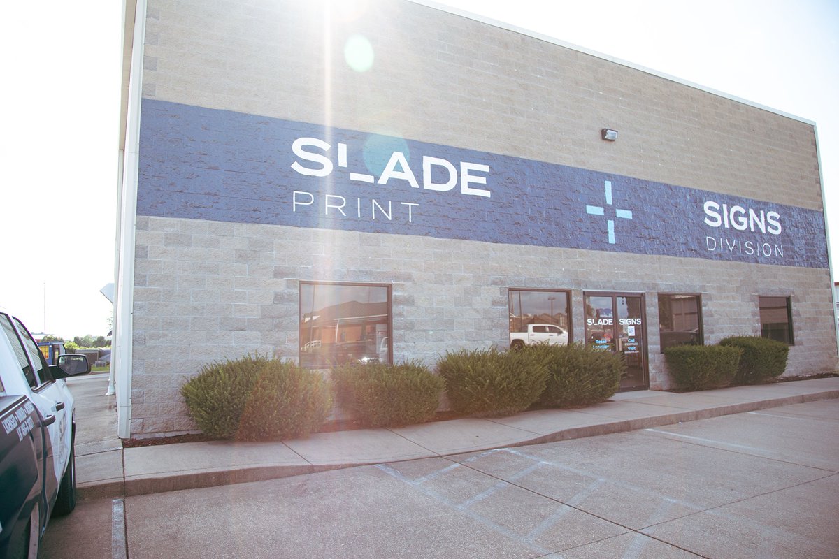 😍 Slade's sign division has expanded into its own location allowing us to tell your story in a BIG way. Stop by to see the latest technology in large format print. 😊

#MeetSladePrint #MeetProMark