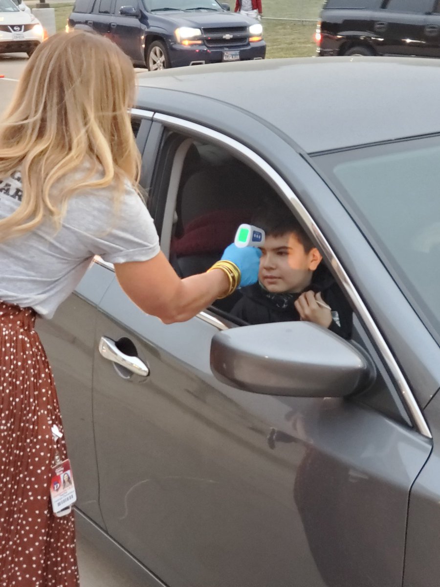 DvilleISDSuper's tweet photo. I started our second first day of school at @HastingsES talking with @NBCDFW about the preparations we are taking to safely welcome students back to the classroom. #WeAreDville #OneDville #WritingSuccessStories https://t.co/ehE1RQxv1J