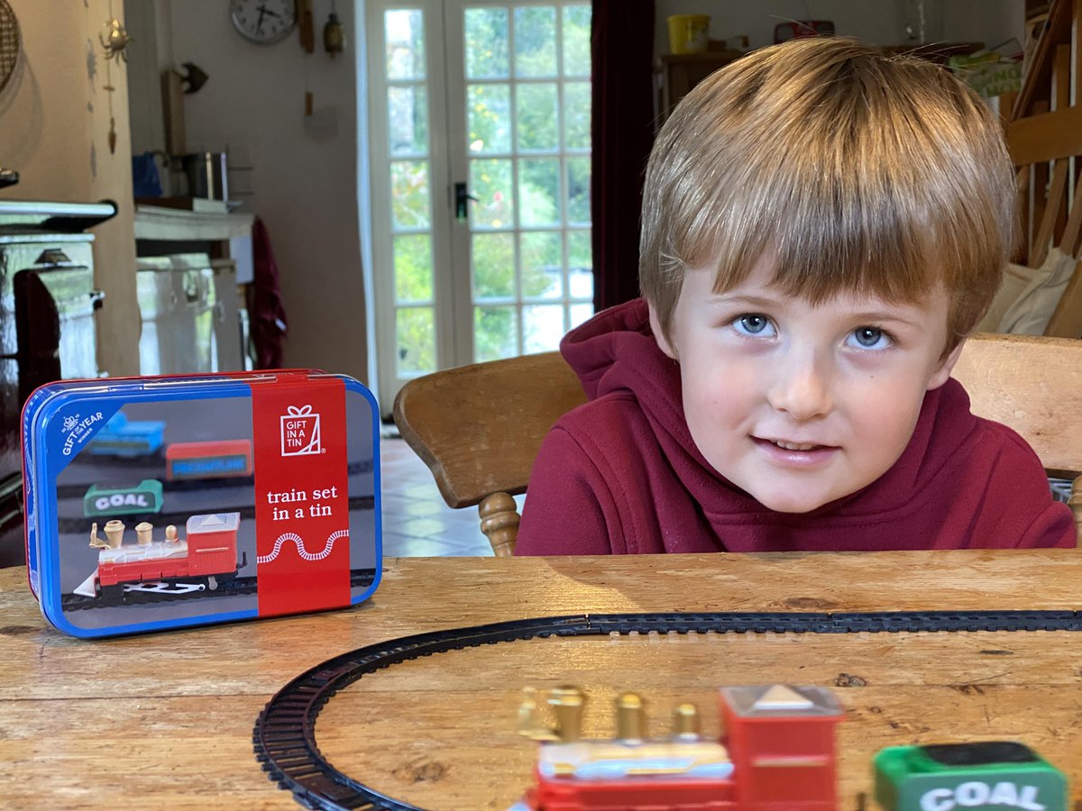 presentmill's tweet image. Christmas is coming... Make sure you SUBSCRIBE to our emails to get the latest offers to save on your Christmas spending! 

Head to presentmill.com and click SUBSCRIBE NOW on the banner. OR DM us your email address and we will add you to the list!