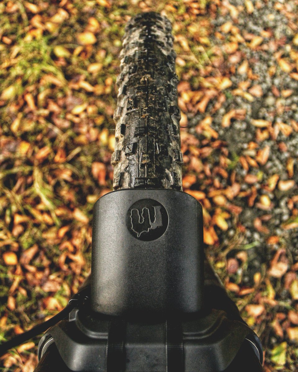 No better time of year for it 🍂🍃🍁👏 autumn trails with the MugGuard Short 💪
-
-
#MuckyNutz #MountainBike #MountainBiking #Fenders #Mudguard #Bike #MTB #Cycle #Cycling #Fitness #Freeride #BikeRide #CanyonBikes #Autumn #Fall #Colour #Outdoors #Explore #Outside #MugGuard