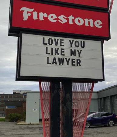 erinjz's tweet photo. My favourite sign in Ottawa! Thank you @richloen at https://t.co/re9LsUFu8r - have been wondering about that neon 🍌 for months now and today I finally looked you up. #WhoDoesn'tLoveTheirLawyer? https://t.co/ynaQrY2Cxb