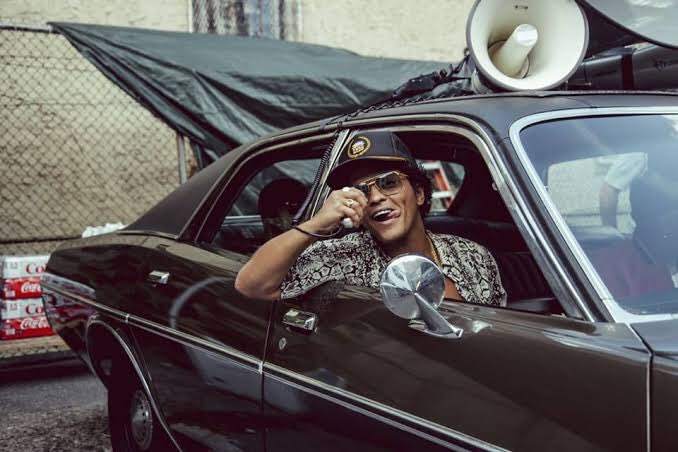 hooliganmrv's tweet photo. Day 19 #30DaysBrunoMarsChallenge #inacar https://t.co/iqUxAMCmJB
