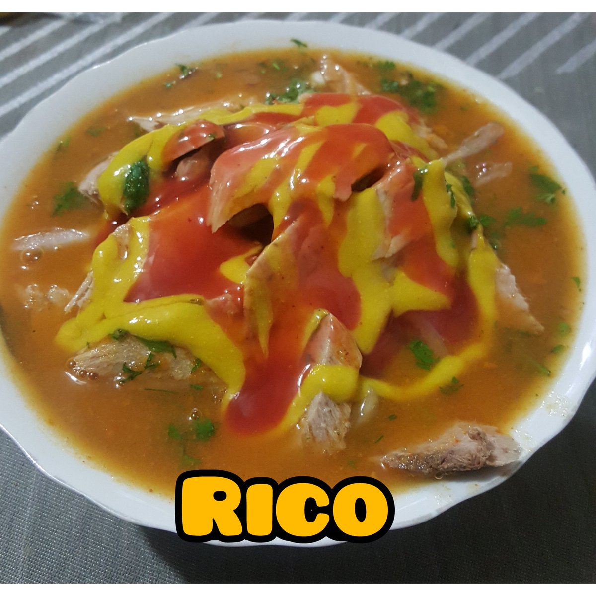 eduraulr's tweet photo. @La_GuayacaAzul Te invito a saborear mi delicioso encebollado ubicado en la carita de Dios, muy pronto estaré en babahoyo mi ciudad. https://t.co/d8L1mAabeI