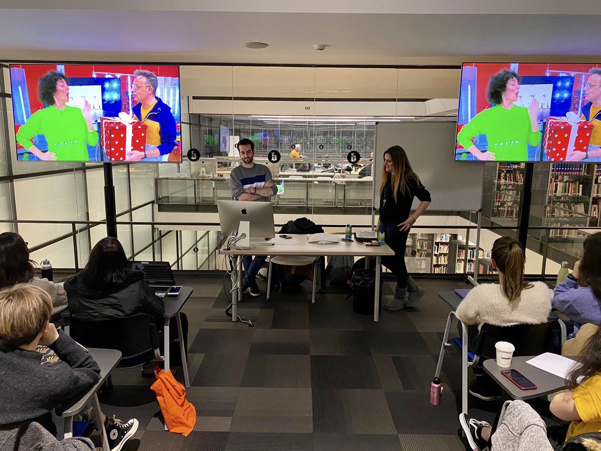 GestTraining's tweet photo. “Cercanos, divertidos y despiertan un gran interés por el trabajo del redactor en un programa. Forman un tándem perfecto”. Esto dicen de las clases de Mireia Tarruella y Pau Nadeu 😍🌟. ¡Exalumnos del Máster de 2012, dando clase! 📺🔝 https://t.co/YhjxaO126N