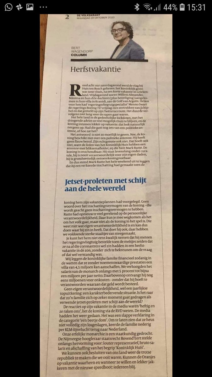 ClauSchoemacher's tweet photo. Eindelijk. Iemand die durft te zeggen dat de monarch helemáál geen kleding aan heeft.#koningwillemalexander #Volkskrant https://t.co/vwat1ACIwk
