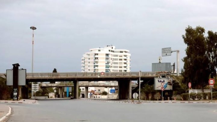 DevChanl's tweet image. #CoronaVirusUpdate
#NewsUpdate
#MultipleUpdates

#DurgaPuja pandals declared no-entry zones for visitors in #WestBengal

#Tunisia imposes nationwide #curfew as cases surge

#coronavirus #pandemic #durgapuja #pandal #noentryzone #westbengal
#tunisia #curfew #stayhome #stasafe