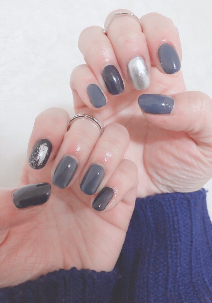 諦めない 爪をケアするようになって1年 ビフォーアフターが凄い ライフハックの域 爪の形変えられるの初めて知った Togetter