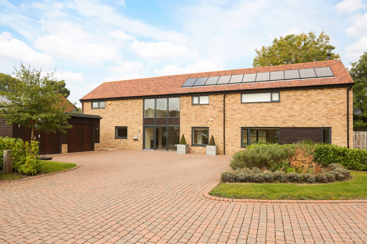 Hamptons Rickmansworth tweet media