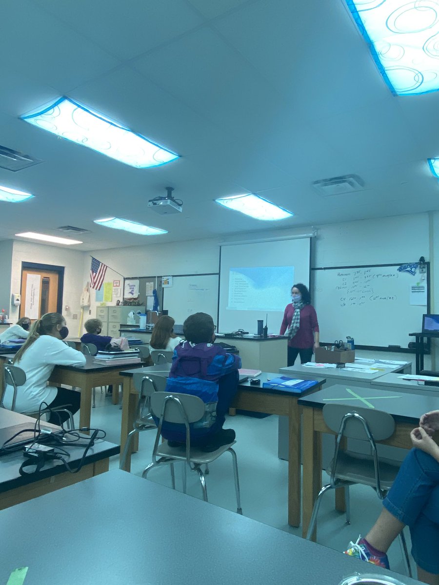 @CemsCounselors Mrs. Kemper offering classroom guidance to 7th graders teaching them skills to help with perseverance, time management & other skills. @Boone_County