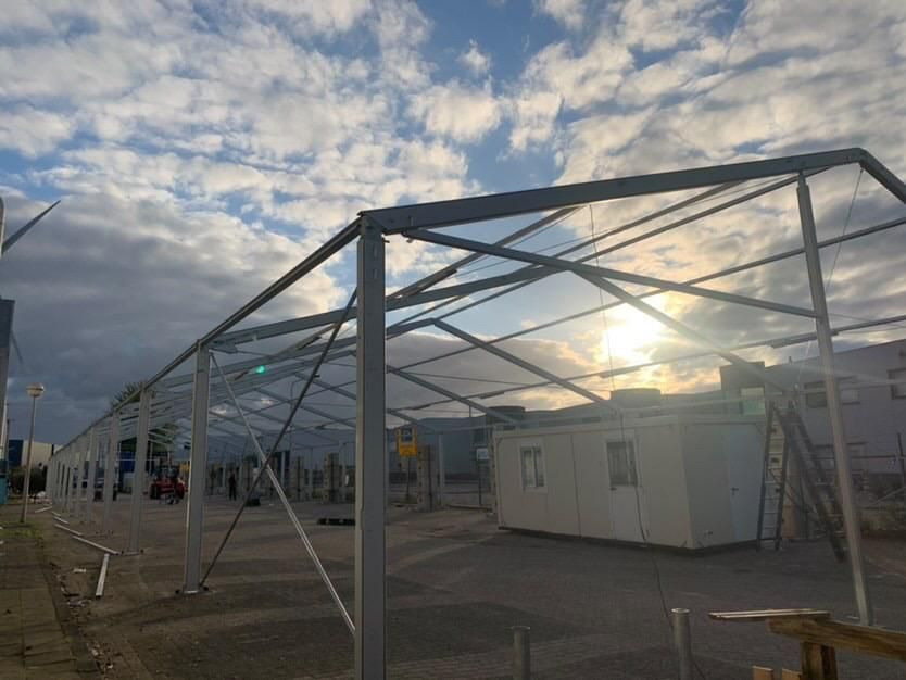 DeLoods1's tweet photo. Samen met onze partners weer een mooi project gerealiseerd!
Teststraat @GGDZW @GemZaanstad #znstd #solid #maxtenten #brokdecor
Fotoโs ; Freke Reimer & Solid https://t.co/Zf3Dg0QU4o
