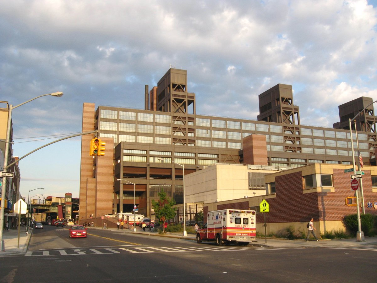 .@NYCHealthSystem's Woodhull Hospital is working on an #energyefficiency project to refurbish 38 air handling units and modernize their elevator system. These upgrades will help save energy, allow more advanced savings control strategies and reduce #GHG emissions. #RestartSmart