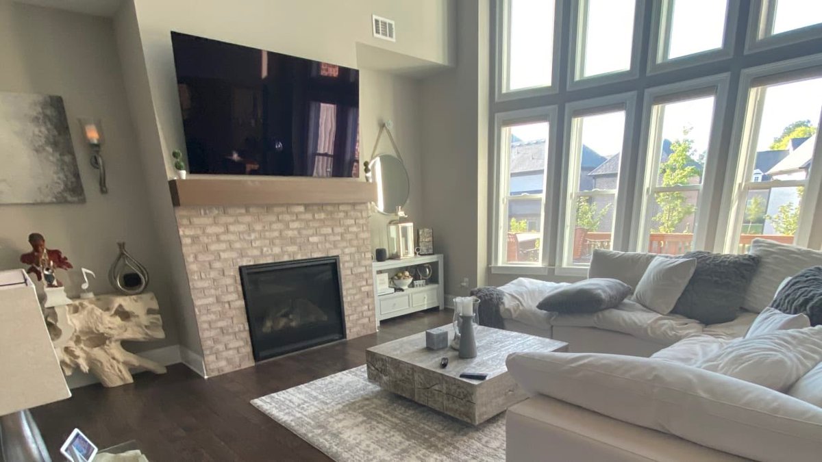 FearNotProject's tweet image. Check out North of Atlanta Upscale Large Home an Production space available to book on Peerspace! ios.peerspace.com/pages/listings… #peerspace #actor #actress #myhome #locationrental @Peerspace