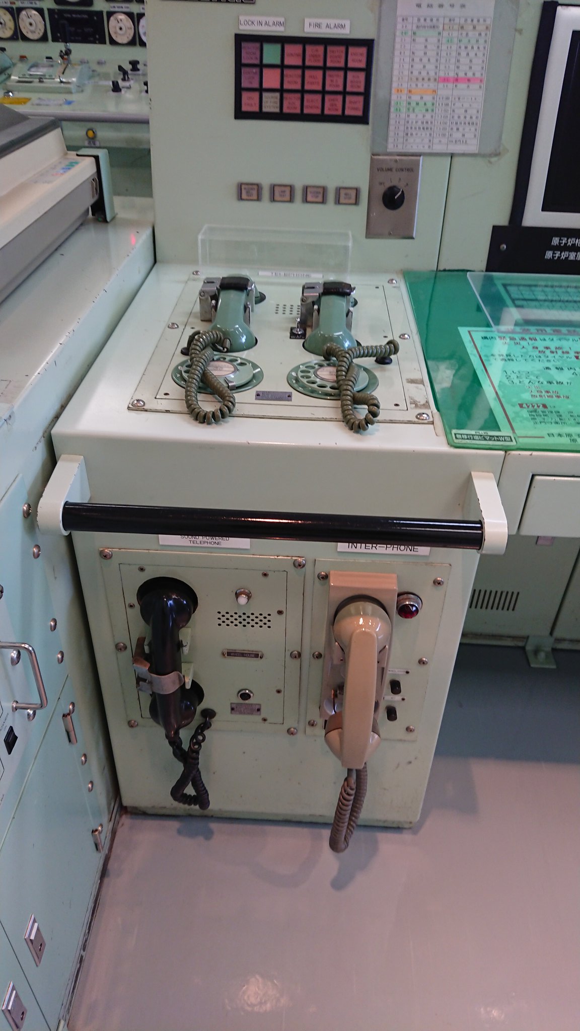 Nori 原子力船 むつ 機関室にある電話 こういうの好き 原子力船むつ むつ ふねむつ むつ科学技術館 T Co Fgxl03eyrt Twitter