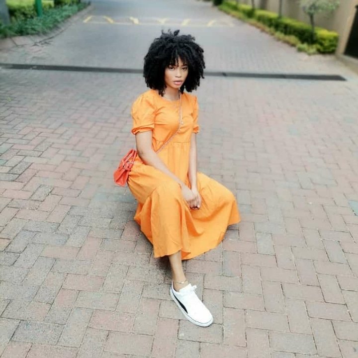 doll_rach's tweet photo. Life's not easy but we fight to make it easy 🥀🌺
#Congogirls#beautyof Africa https://t.co/ghx7TNPMLC
