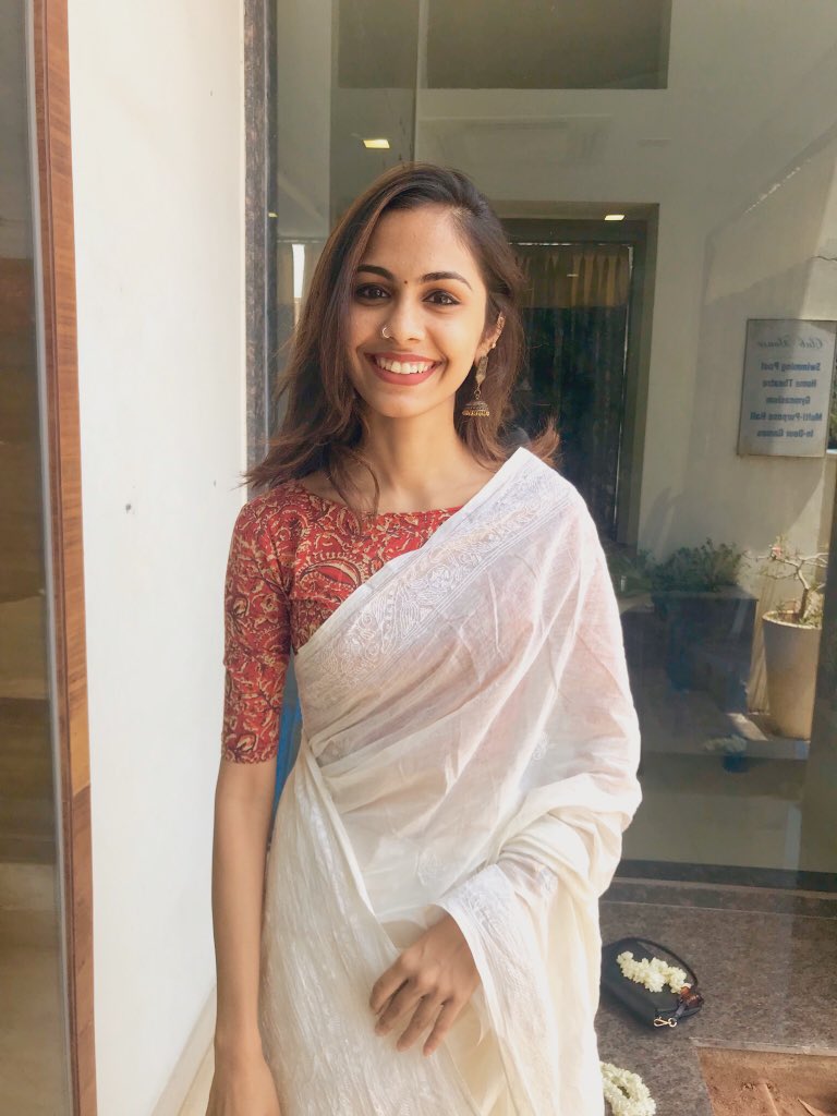 sorry for being bongu max-   #Navratri2020   #dresstober day 3 white!