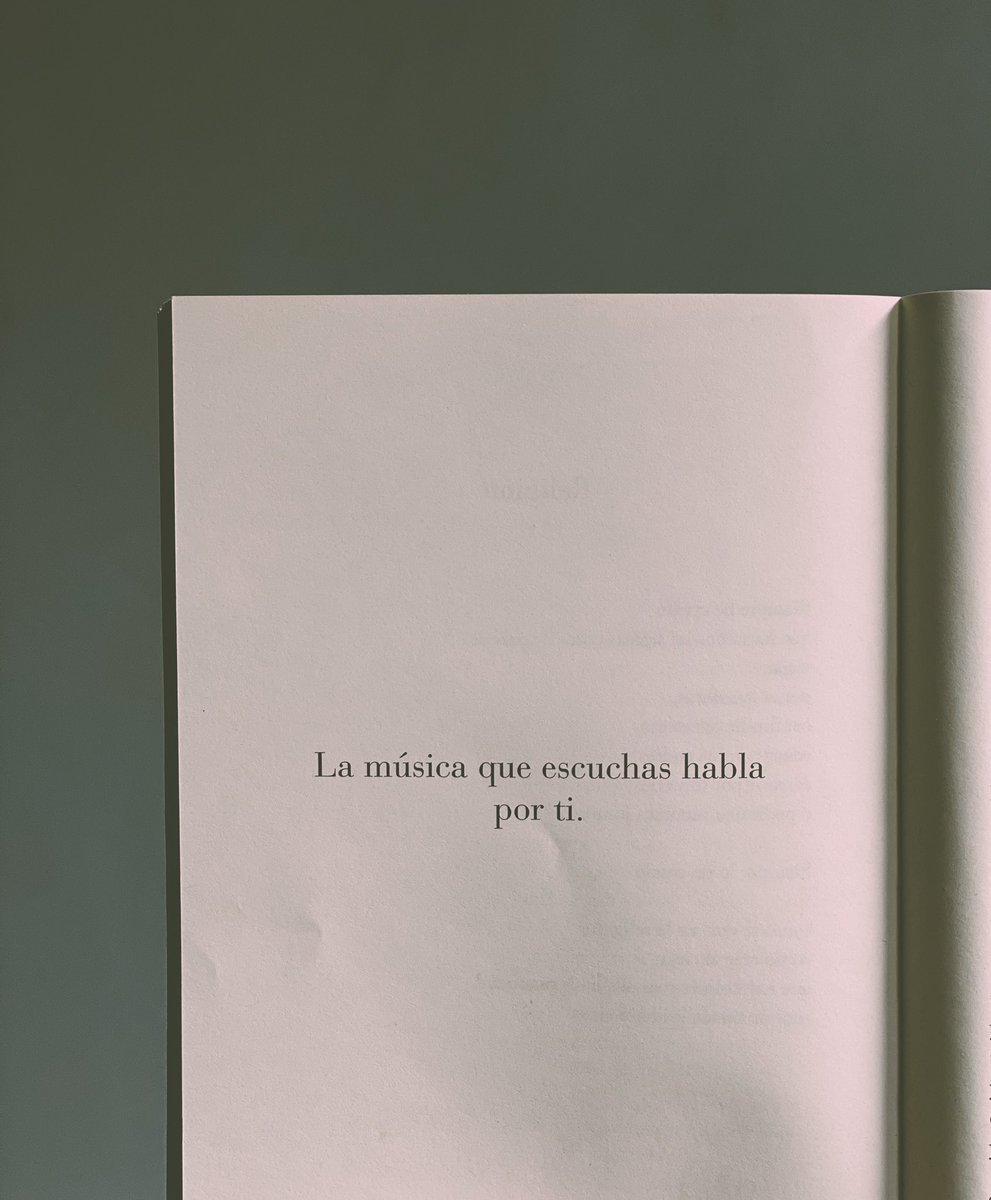 miguelgane's tweet photo. De mi libro, #LaPielEnLosLabios. 

🖤 https://t.co/Qwo8XybZY3