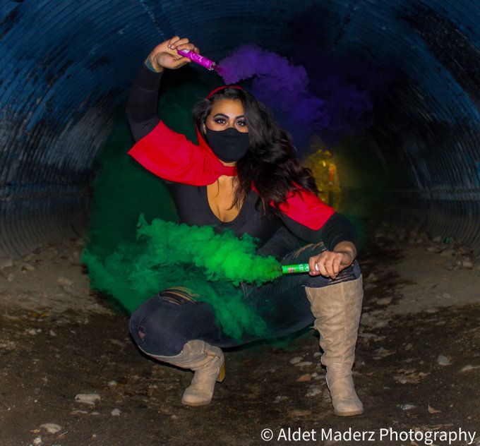 A few photos from my photo shoot yesterday! https://t.co/BI8PsuRURR