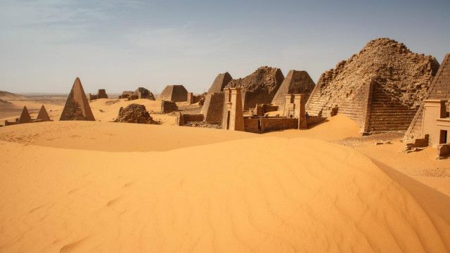 Don_Viajes's tweet photo. Sudán es un país con recursos turísticos impresionantes. Para mí es sin duda la gema oculta de África, con un legado histórico tan increíble como pocos. Espero poder ir dentro de unos pocos años. https://t.co/Y2OUs0SDww