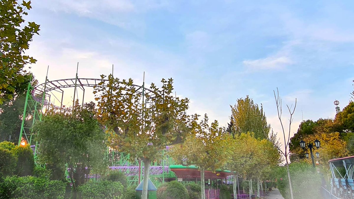 Atraczara's tweet photo. 🎃 ¡Algo está pasando en el Parque de Atracciones! 🎃
¿Sabrías decirnos que sucede?
Ven a averiguarlo... https://t.co/muSvtXdZ9k