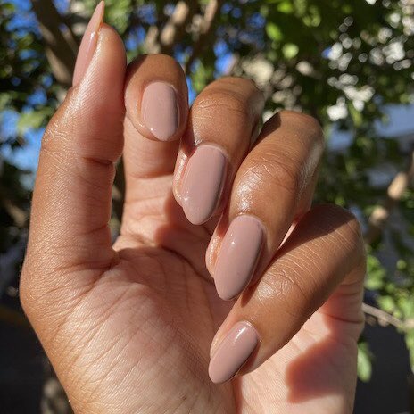 Have you entered our giveaway yet? Check out our last post to see how you can win two 786 cosmetics 6-piece sets! 💕

Shade: Sakura

@lolo.nailedit #786 #786cosmetics #halal