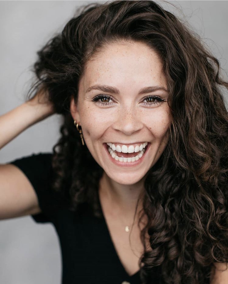IesAstra's tweet photo. Her smile could end wars and cure cancer.💜 https://t.co/9kGEQxeyJT