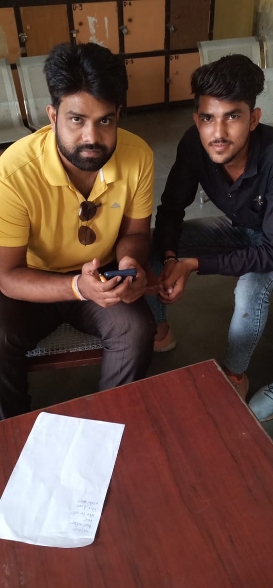 YogendraNagarkh's tweet photo. #ABVP_झालावाड़
विद्यार्थी परिषद द्वारा चलाए जा रहे ऑनलाइन सदस्यता अभियान के निमित्त जिला केंद्र पर प्रारंभ किया गया कॉल सेंटर।
परिषद के कार्यकर्ता प्रतिदिन व्यक्तिगत कॉल कर के सदस्यता का आग्रह करेंगे।
@ABVPVoice
@iAjayThakur @harish_sharma1 @devanandtyagi6 @IBHANUBANA @ShivkiP https://t.co/lteHlTIzxO