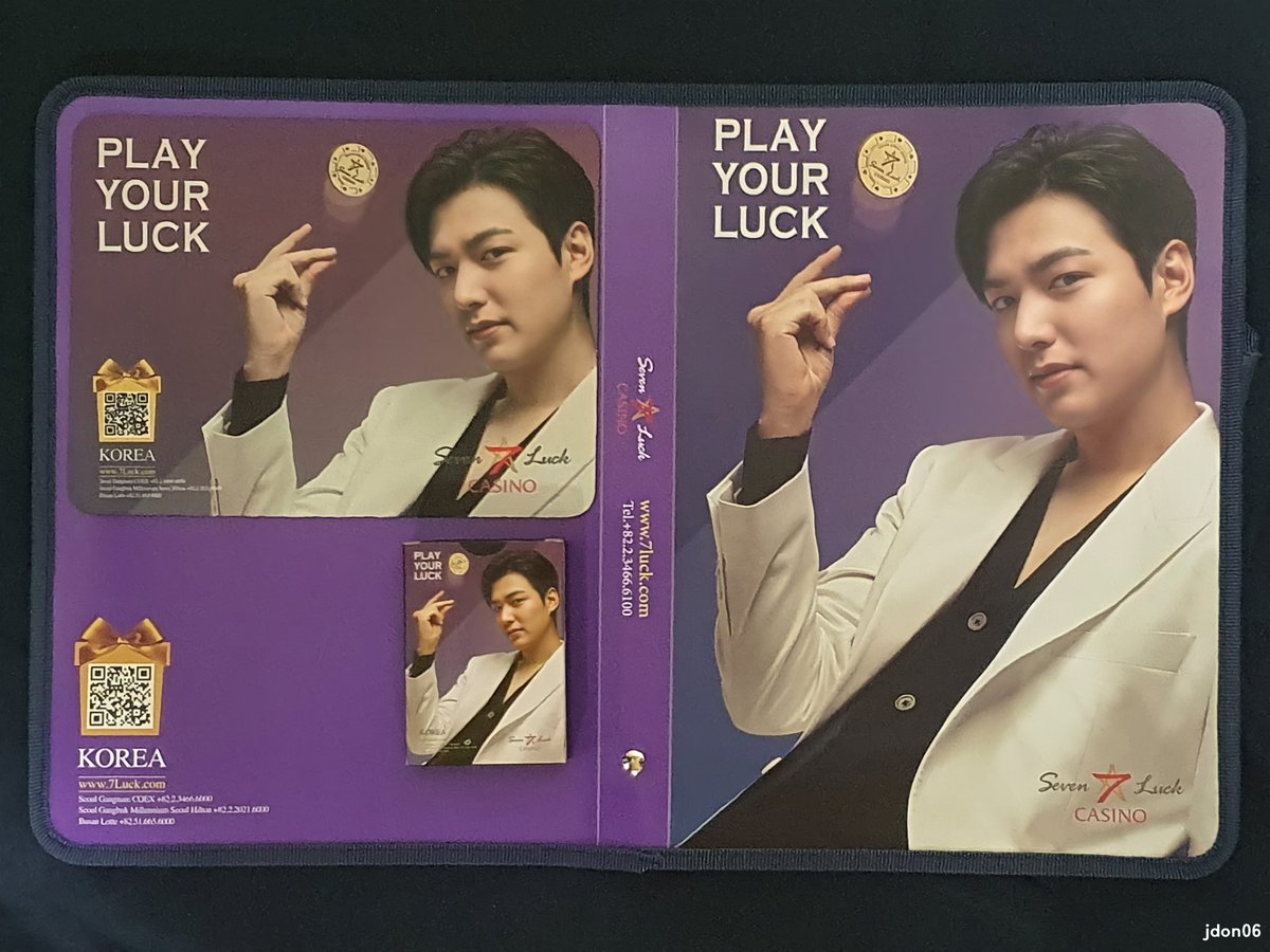 jdon0607's tweet photo. #SevenLuck_Casino ♠️♥️♣️♦️
#세븐럭 신상 굿즈~ 득템 ~ 🤹♀️
#세븐럭 #7luck #신상굿즈 #서류화일가방 #포커 #마우스패드 https://t.co/ESNlq4NFEU
