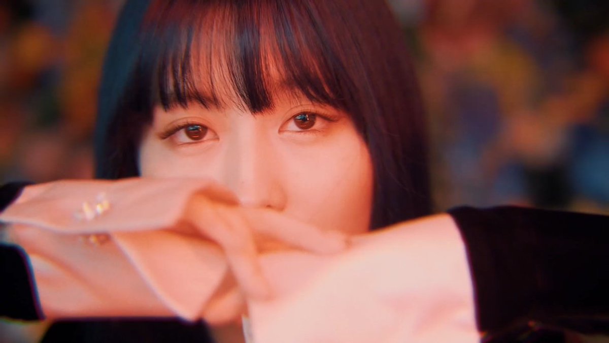 Hirai Momo's teaser [a thread] #EyesWideOpen  #ICANTSTOPME  @JYPETWICE