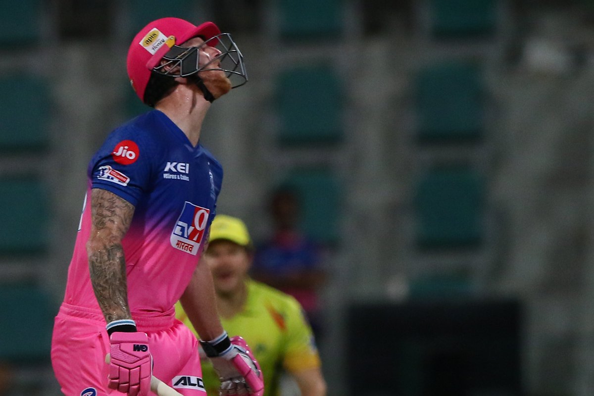 Deepak Chahar provides the breakthrough as Ben Stokes chops it right back onto the stumps. #RR 26/1 after 3 overs 🚨 Follow #IPL2020 #CSKvsRR 🏏 live: sportstar.thehindu.com/cricket/ipl/ip…