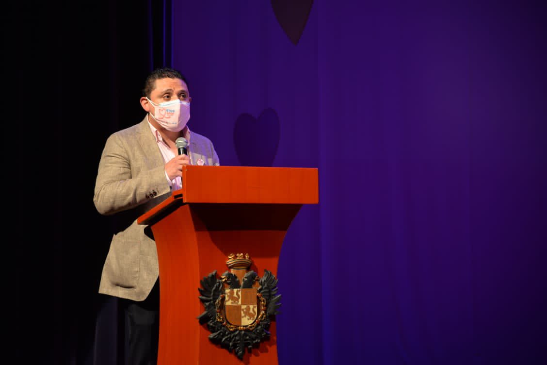 FunemeAlejandro's tweet photo. En el #DíaMundialdelCáncerDeMama lanzamos la estrategia ‘Vive, un lazo de Unión’, con la que daremos apertura a 3 consultorios especializados para la detección temprana de cáncer de mama, cuello uterino y próstata y así reducir la tasa de mortalidad a causa de estas enfermedades. https://t.co/4PuKMycH28