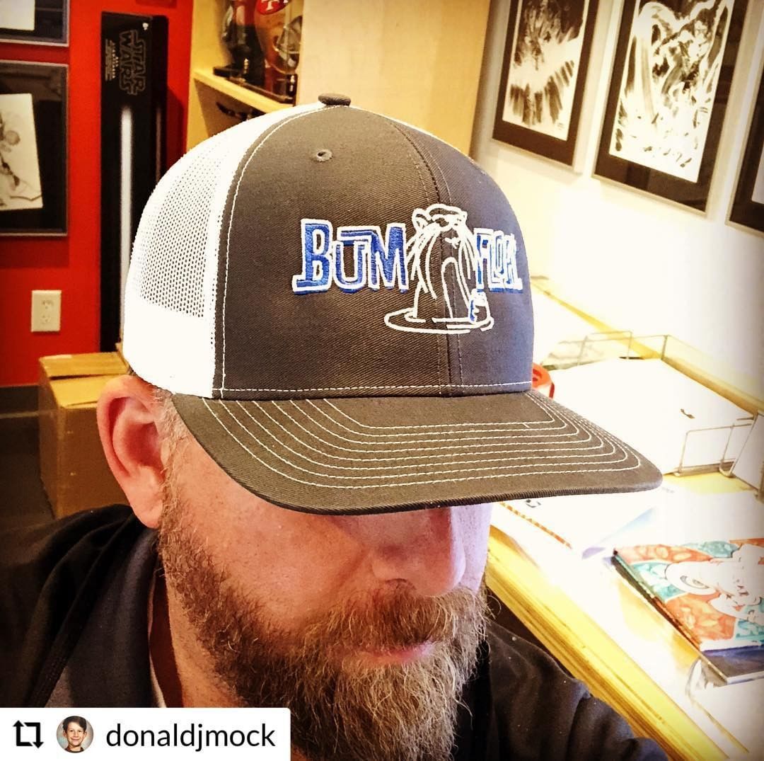 BumFloat's tweet image. Keep the sun out of your eyes and look your best with one of our BumFloat snapback hats. One size fits all melons. 

Pick yours up today: bit.ly/2CM6Lh5