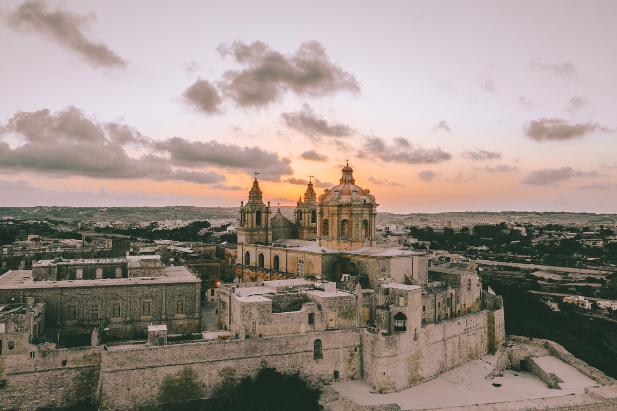 The quiet that comes with September makes it the Mdina month - perfect for a tea in this old silent city that boasts unbeatable panoramic views of the rest of Malta.
