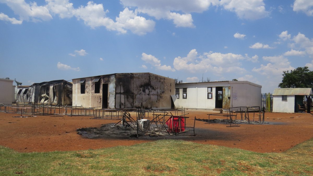 When Zonkizizwe fire fighters responded to a call at Thabotona Primary in Katlehong today six classrooms were already engulfed and destroyed by fire. The fire was contained and fortunately no casualties were recorded. An inquest docket was opened by SAPS. https://t.co/s8XVi8Deui